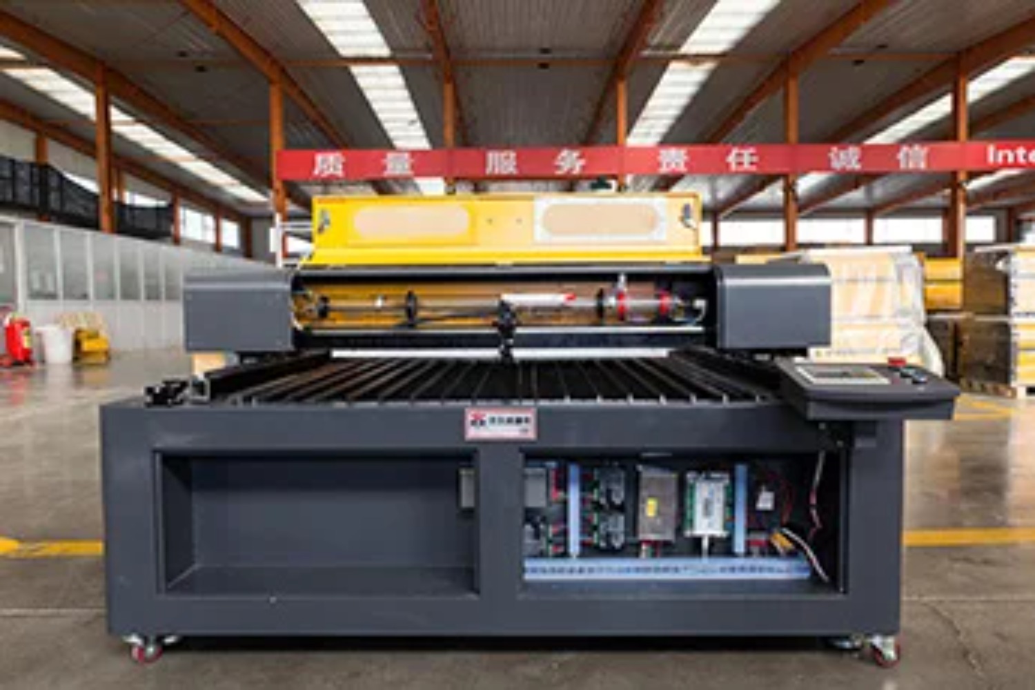 Fabrieksprijs CNC plaatwerk en - Industrial Laser Cutting Machine Price recensie en prijs